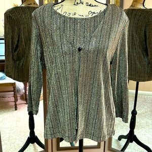 Sharad Nites size medium.